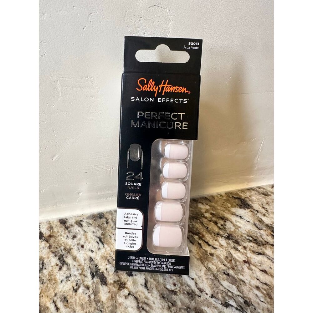 Sally Hansen 24 Square Press on Nails With Glue Square Shape French Tip A La Mod